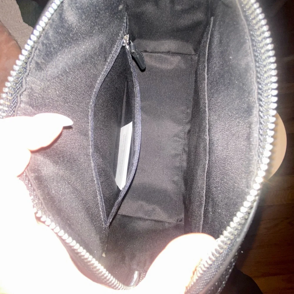 Beautiful brand new black coach bag. - Picture 5 of 6